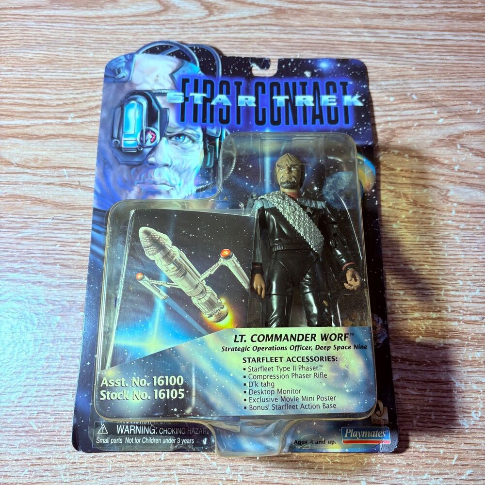 Playmates 1996 Star Trek: First Contact Lt. Commander Worf action figure